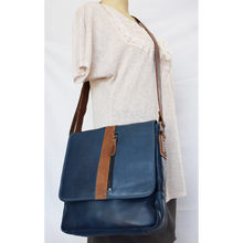 Load image into Gallery viewer, Messenger Bag Style # 1750-25