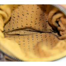 Load image into Gallery viewer, Crossbody/Bag Style # 2927